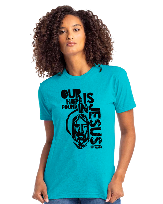 "Hope in Jesus" Comfort Tee – A Blend of Faith & Fashion